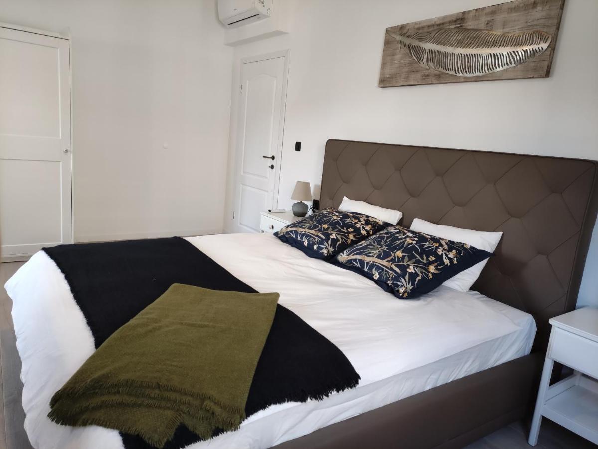 Apartvilla Castropola Exteriör bild