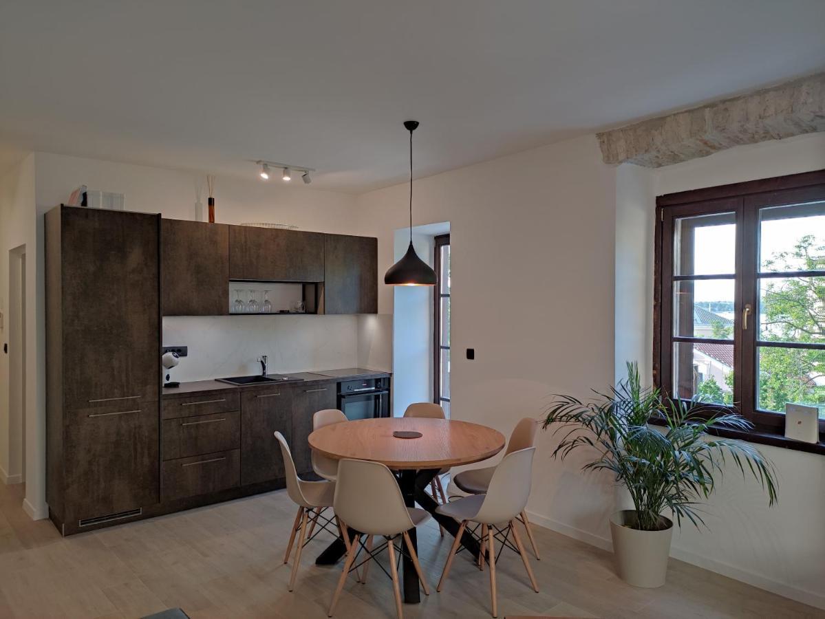 Apartvilla Castropola Exteriör bild