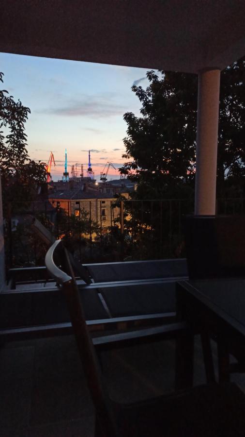Apartvilla Castropola Exteriör bild