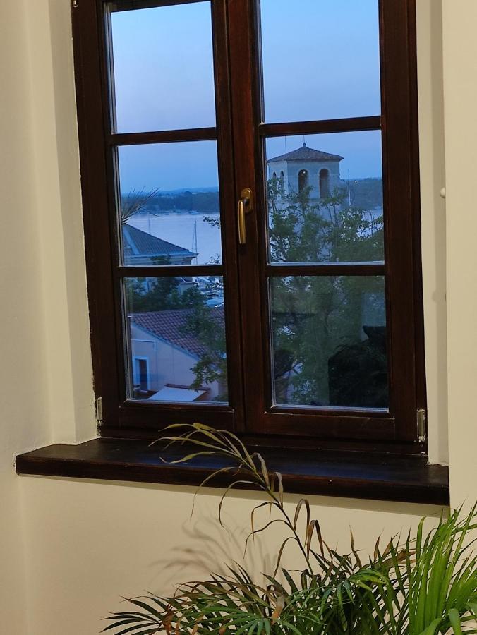 Apartvilla Castropola Exteriör bild