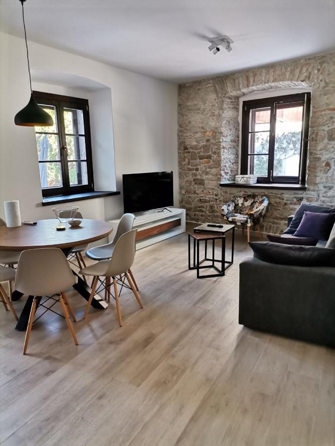 Apartvilla Castropola Exteriör bild