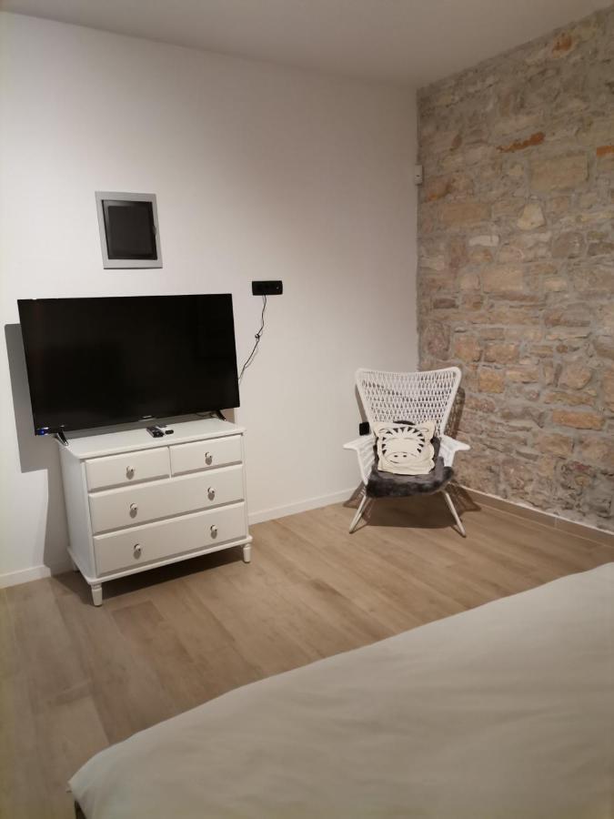 Apartvilla Castropola Exteriör bild